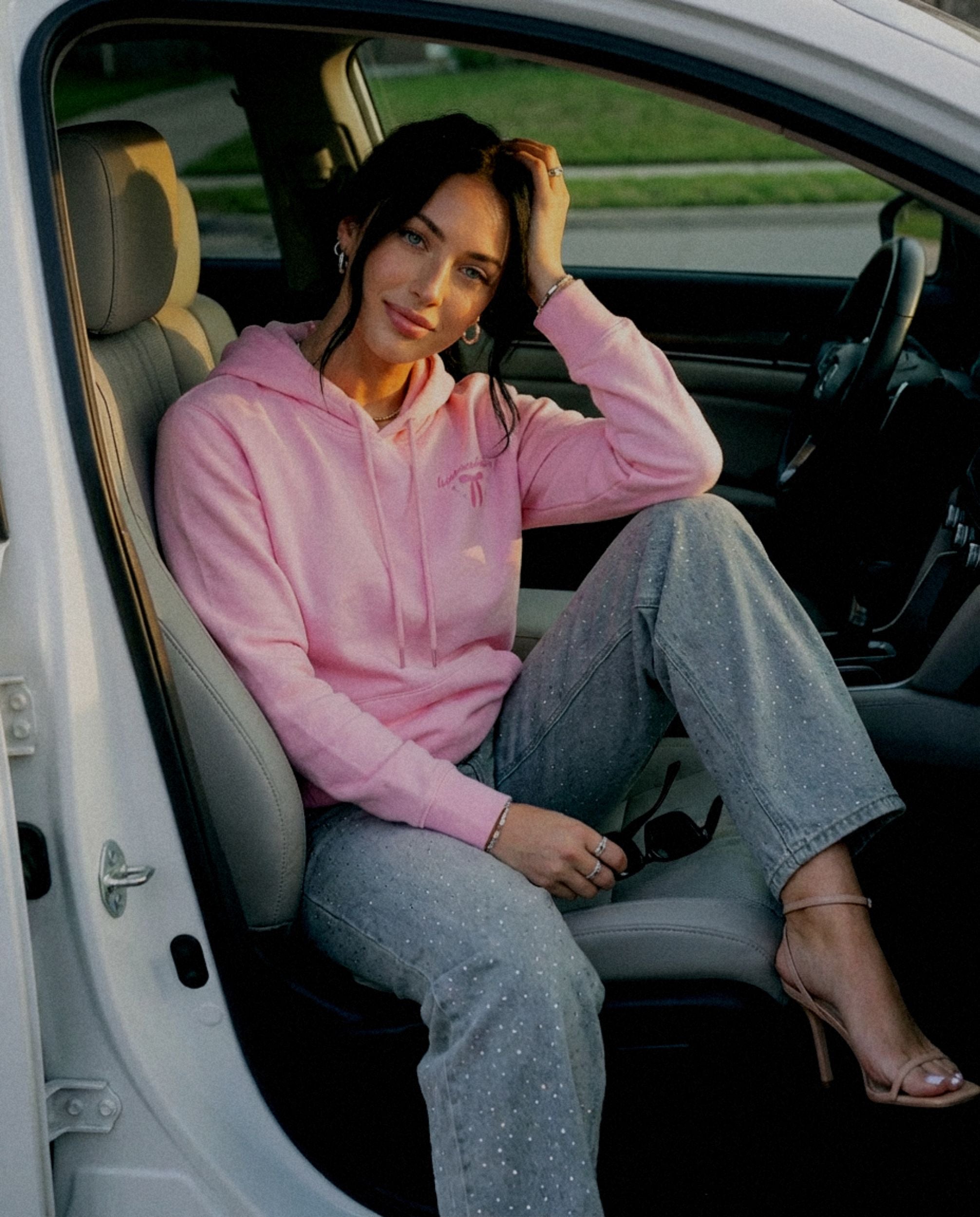Businesswoman Heavyweight Cotton Relax Fit Hoodie