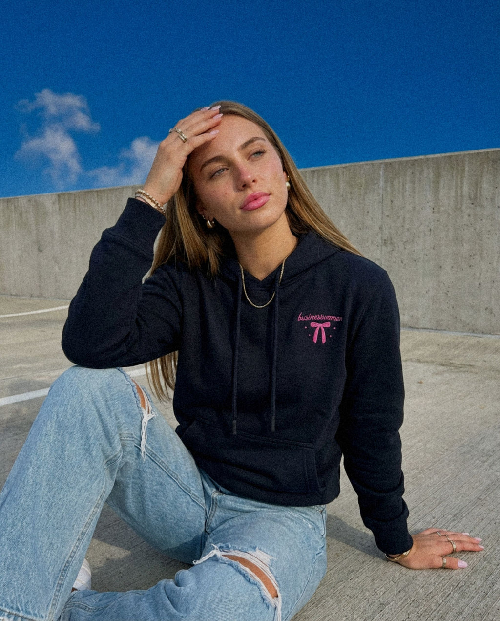 Businesswoman Heavyweight Cotton Relax Fit Hoodie